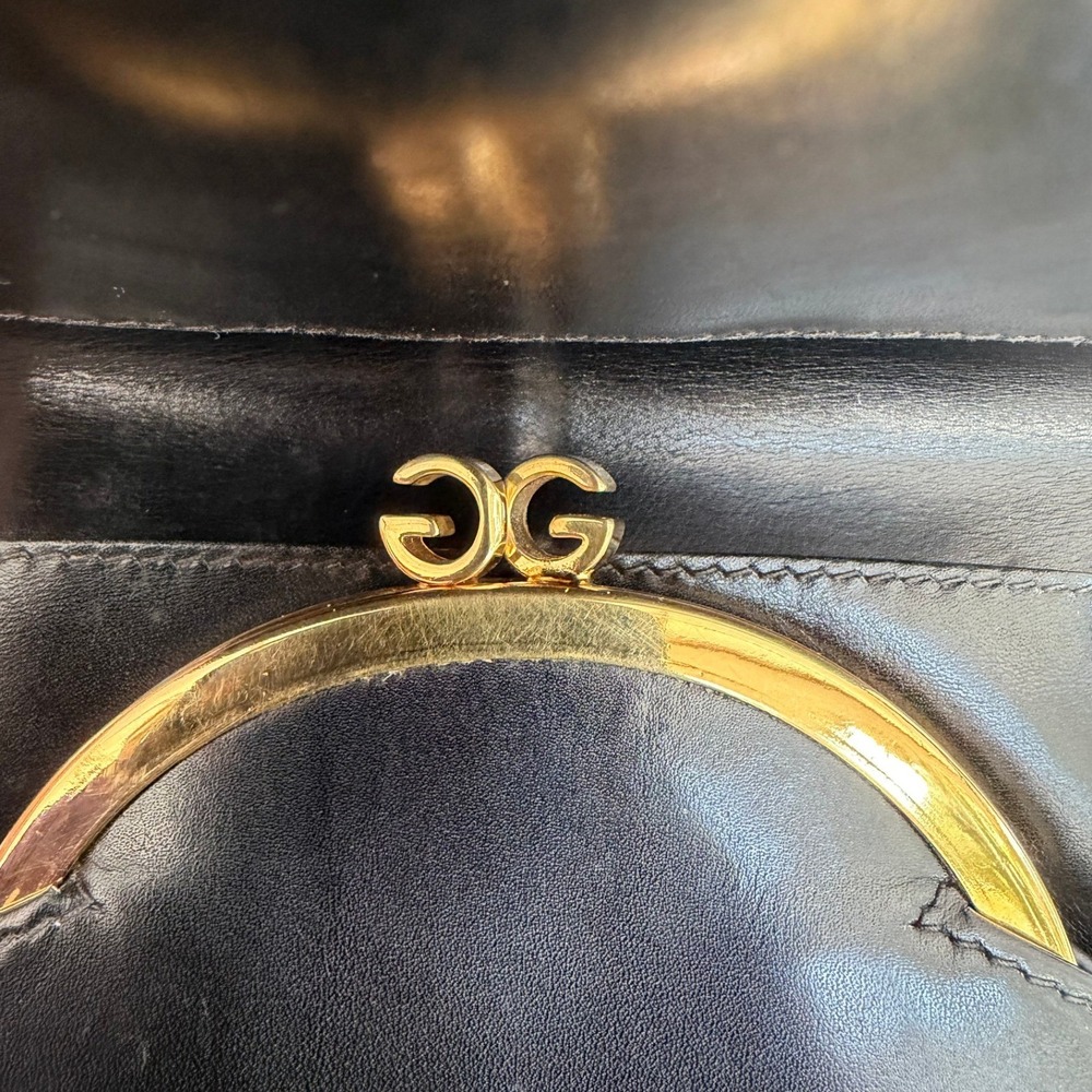Gucci Vintage GG Kiss Lock Coin Purse Wallet Black Embossed Leather Crest Italy - Picture 9 of 13